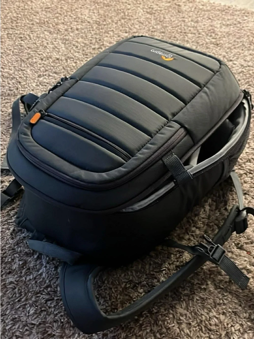 Canon Black DSLR Camera with Rode Microphone and Black Zoom Lens